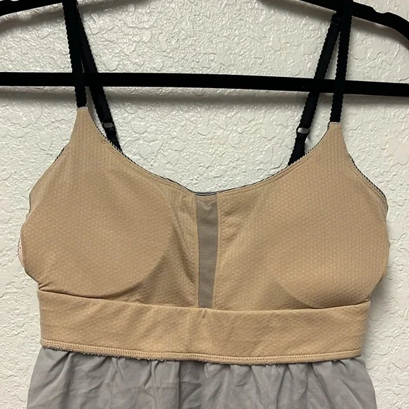🍋 LULULEMON Bliss Tank Top Size 6 - Picture 3 of 16